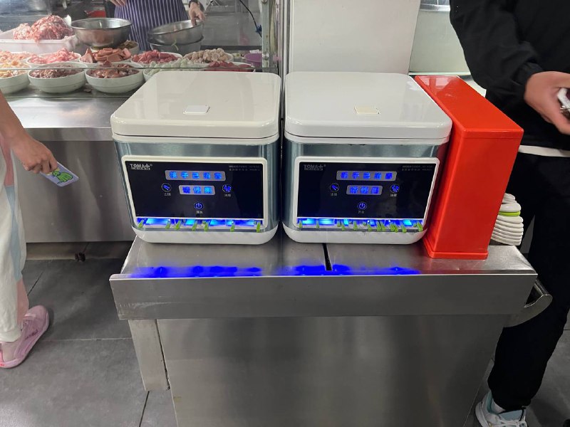 观测到清芬一楼已重新部署疫情前的筷子机