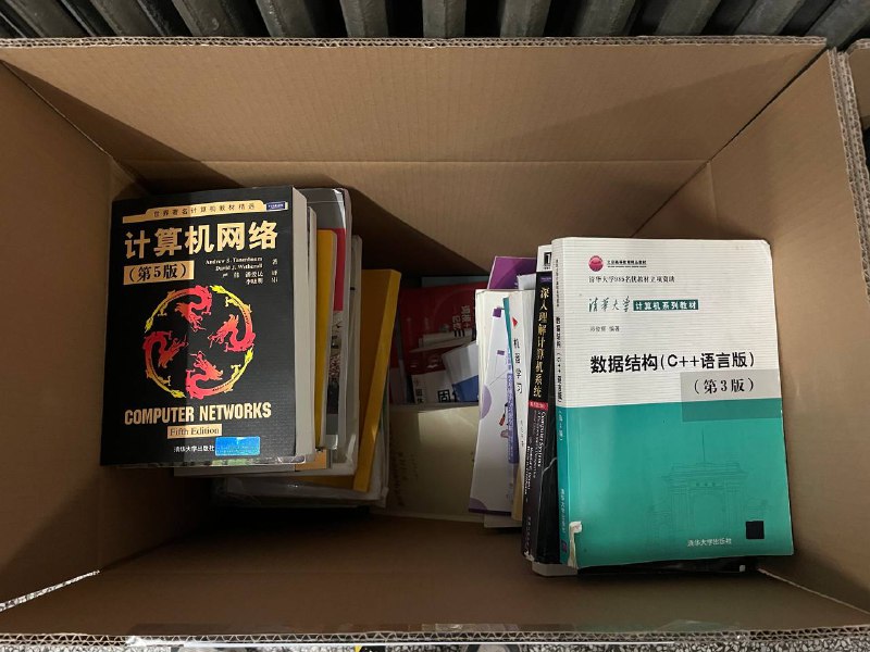 毕业生遗留书籍